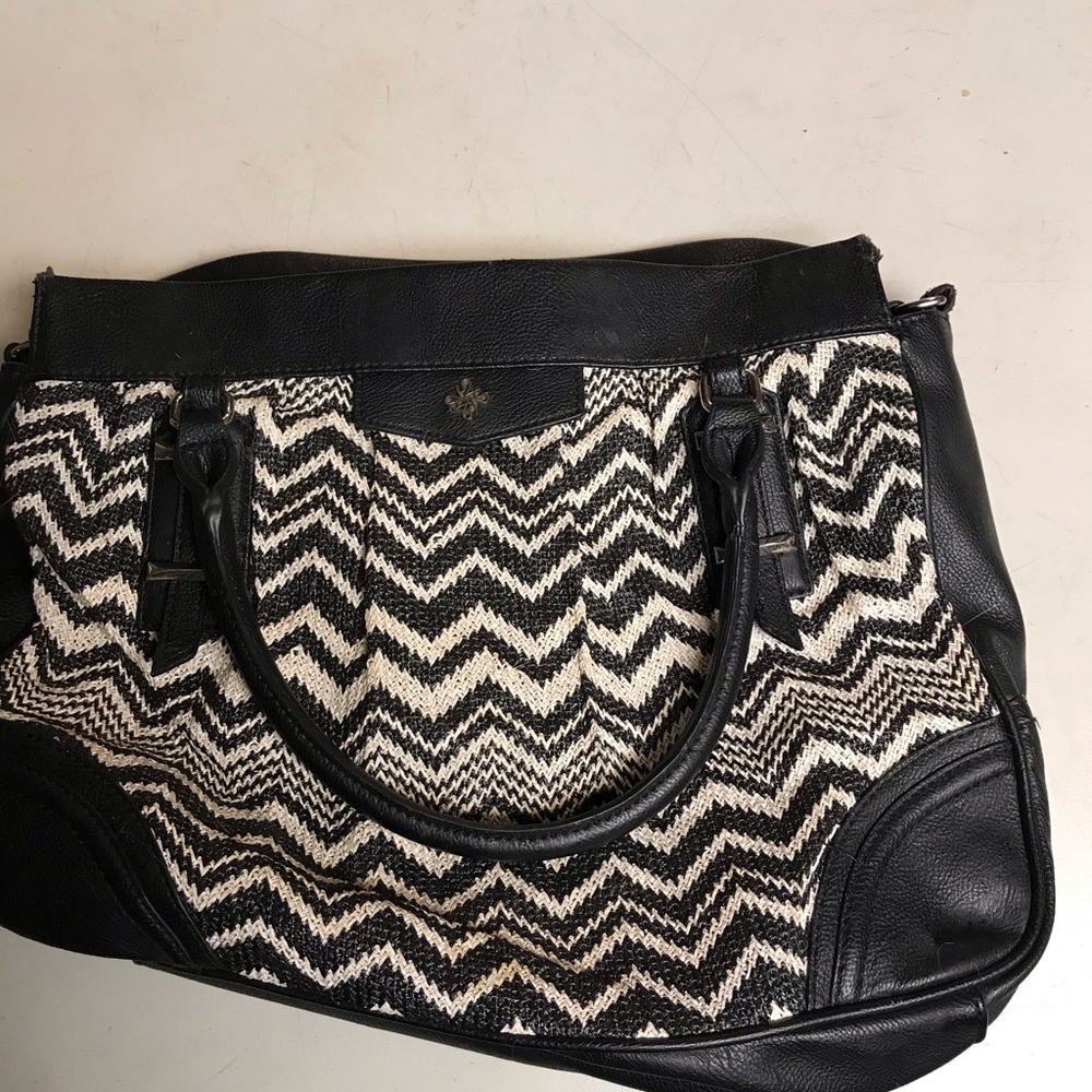 Vera Wang purse